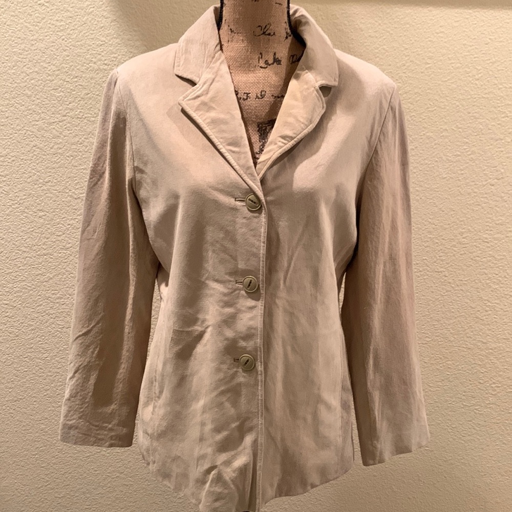 Women’s Leather Jacket